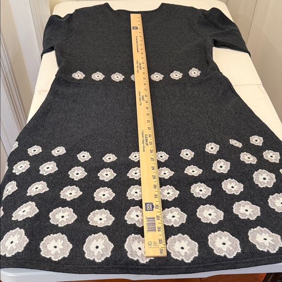 NWT Sweater Dress Cottage Core Curve Hugging, Hour Glass Modern Twee Slimming L - Picture 16 of 16